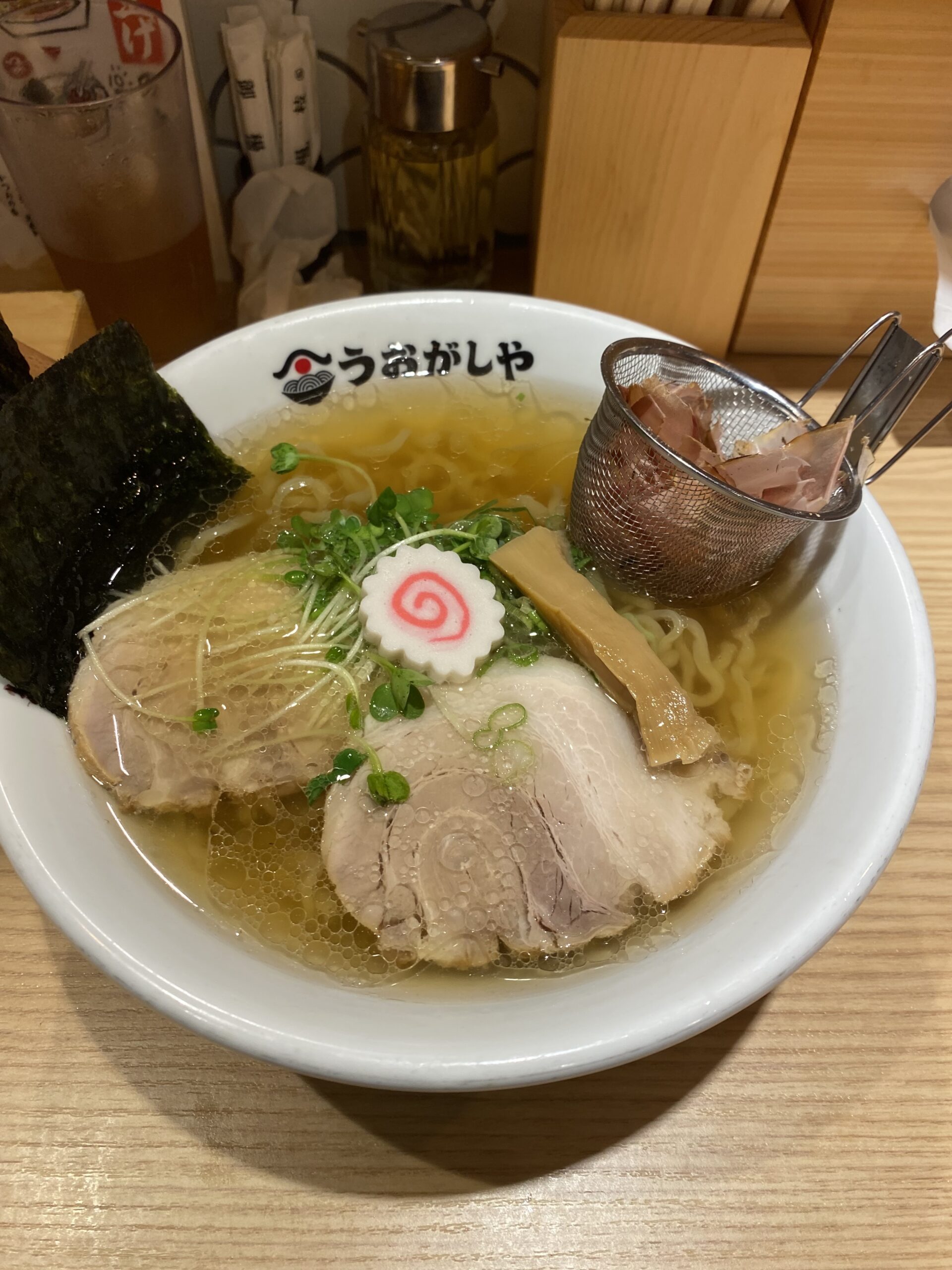 Uogashiya, Shimbashi: Sushi and Ramen at One Tiny Counter, From 7am